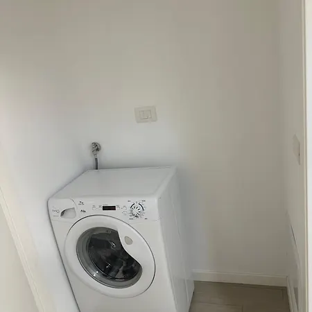 Apartment Casa Ideale Tim Appartmanti Moderni Vicina Al Centro Lecco