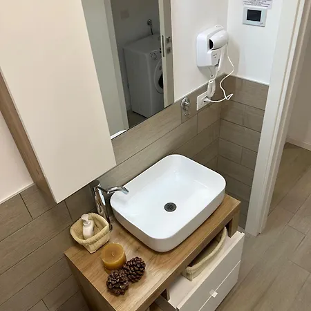 Apartment Casa Ideale Tim Lecco