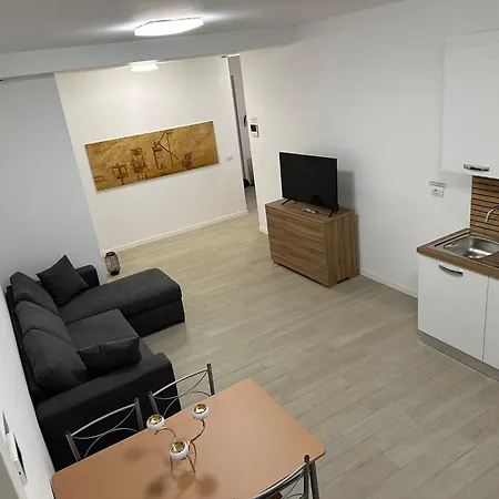 Apartment Casa Ideale Tim Lecco
