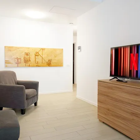 Casa Ideale Tim Appartmanti Moderni Vicina Al Centro