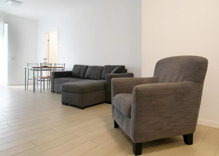 Casa Ideale Tim Appartmanti Moderni Vicina Al Centro レッコ