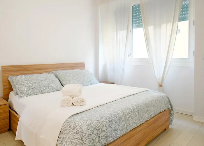 アパート Casa Ideale Tim Appartmanti Moderni Vicina Al Centro レッコ