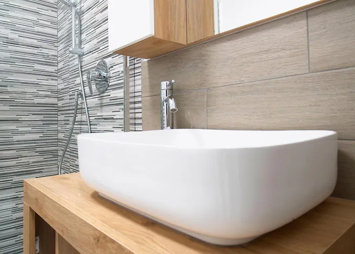 Casa Ideale Tim Appartmanti Moderni Vicina Al Centro レッコ
