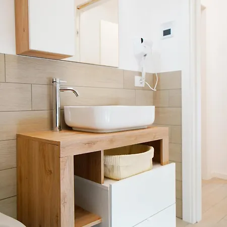 Casa Ideale Tim Appartmanti Moderni Vicina Al Centro 아파트