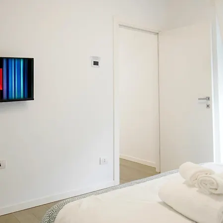 Casa Ideale Tim Appartmanti Moderni Vicina Al Centro Appartamento